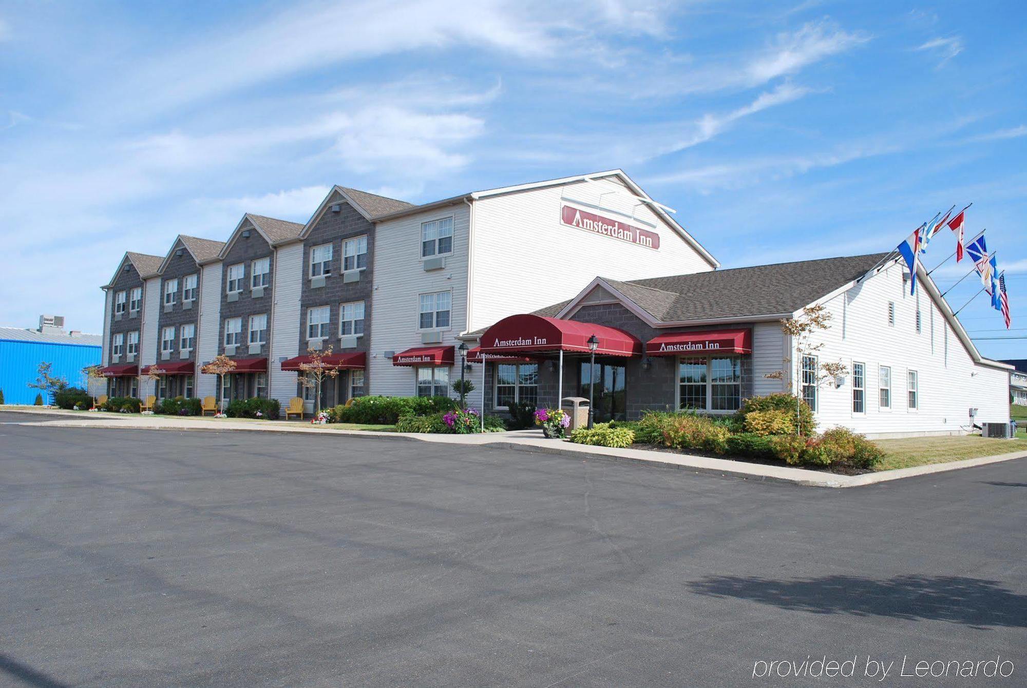 Quality Inn & Suites Amsterdam Fredericton Exterior foto